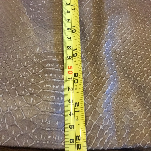 Leather BCBG Max Azaria pencil skirt - Picture 7 of 7